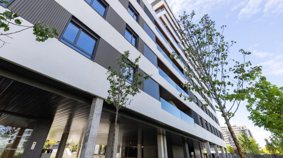 FACHADA INTERIOR DESDE JARDIN